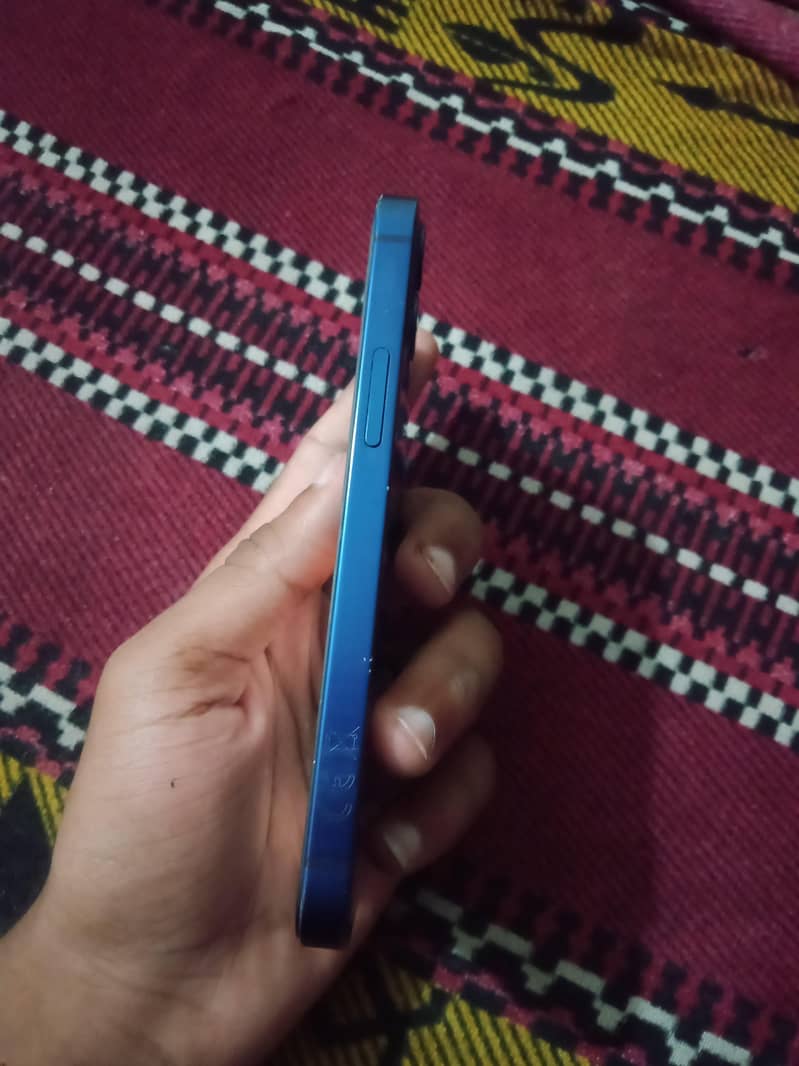 iphone 12 mini 5