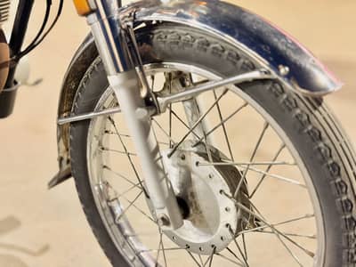 Hinda 125