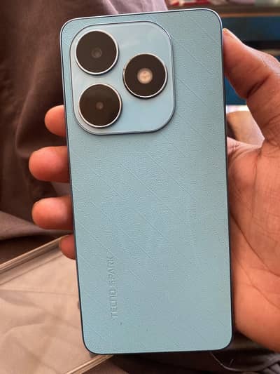 Tecno Spark 20 With box Charger 8/256