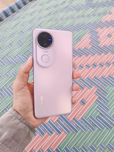 Vivo V50 12GB RAM 512 GB MEMORY