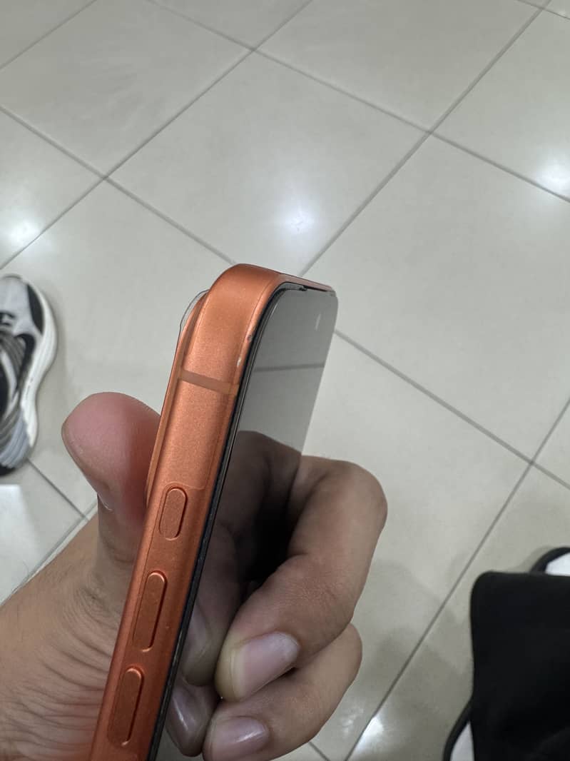 Apple iPhone 17 Pro Max 3