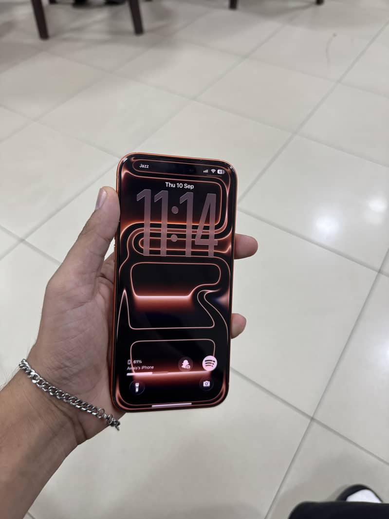 Apple iPhone 17 Pro Max 7