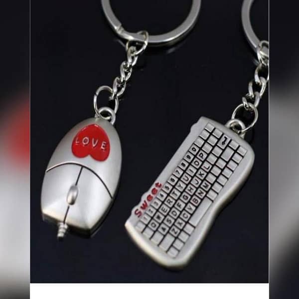 Mouse and Keyboard Keyring Set for Couples - Keychain Gifts for Lovers