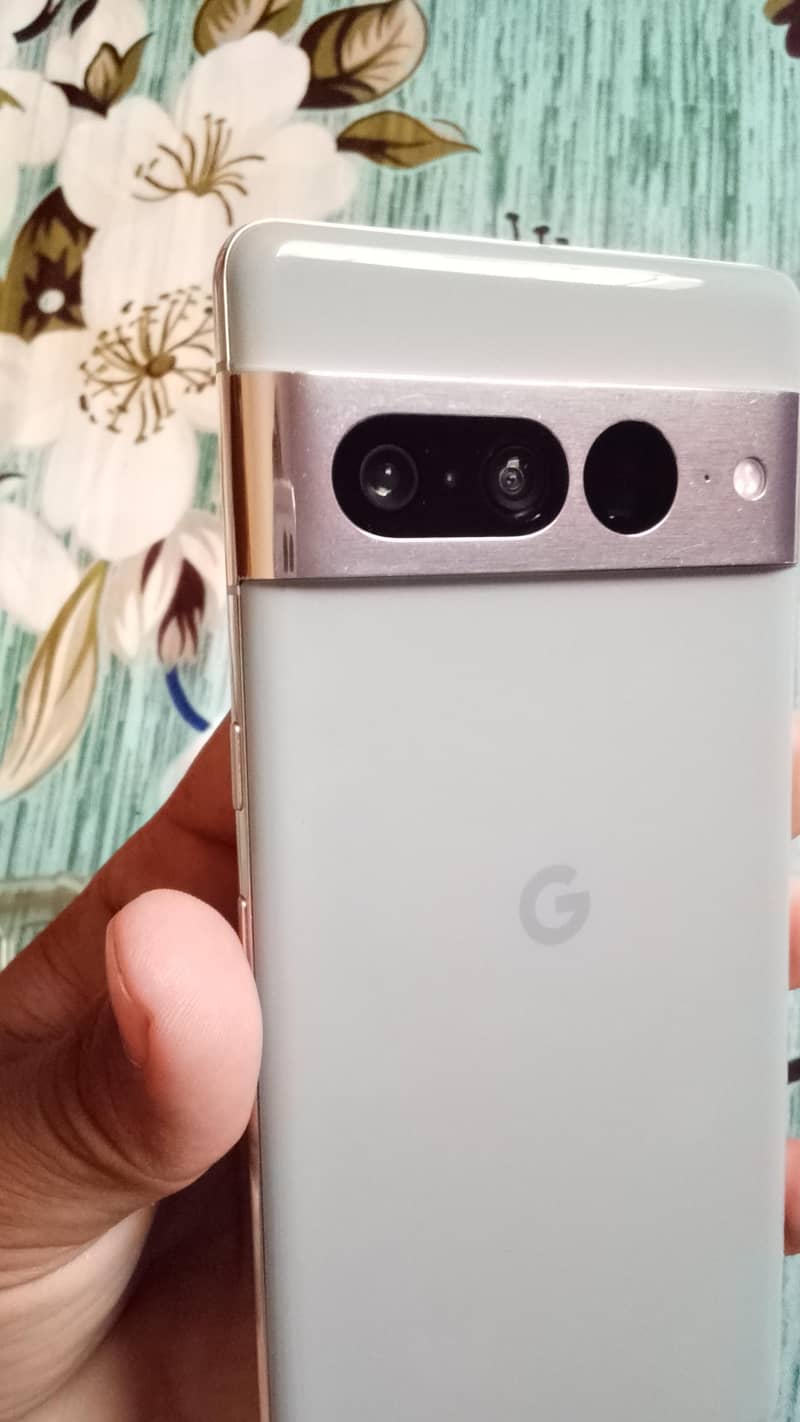 Google Pixel 7 Pro 0