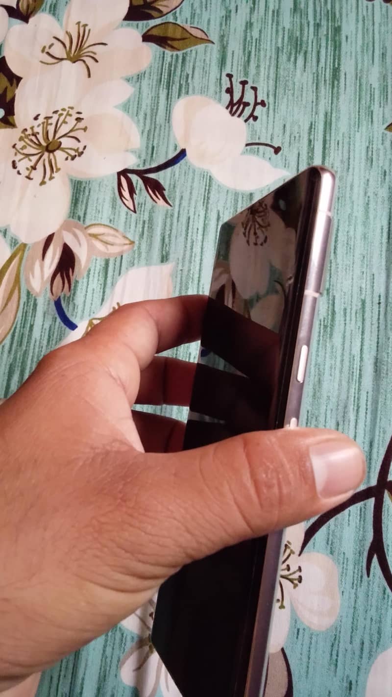 Google Pixel 7 Pro 2