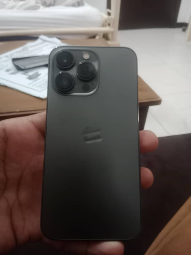 Apple iPhone 13 Pro 0
