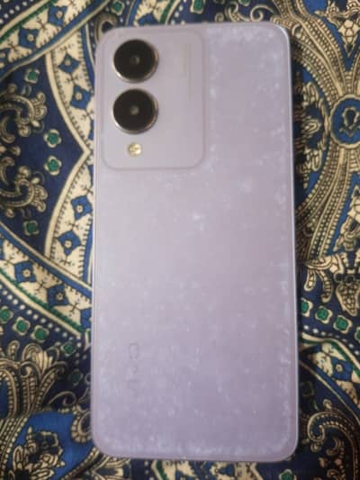 Vivo Y17s