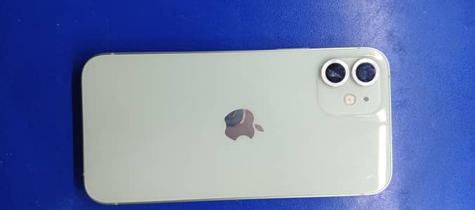 Apple iPhone 12