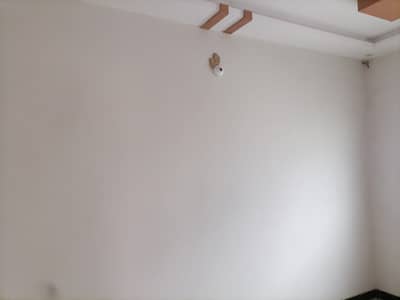 A Well Designed Corner Flat Is Up For Sale In An Ideal Location In Karachi