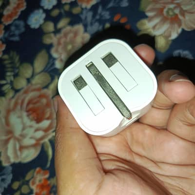 Apple adapter