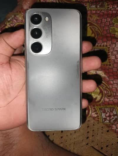 Tecno spark 40pro plus