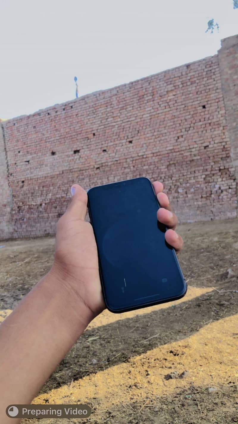 Apple iPhone 11 1