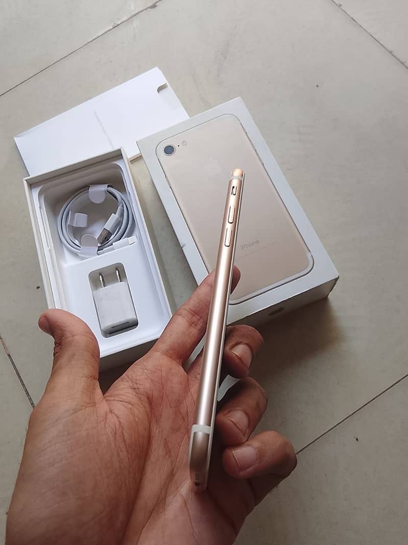 Apple iPhone 7 8