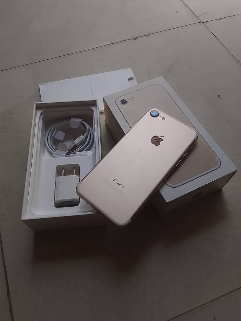 Apple iPhone 7 9