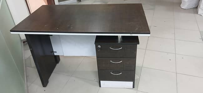 computer table