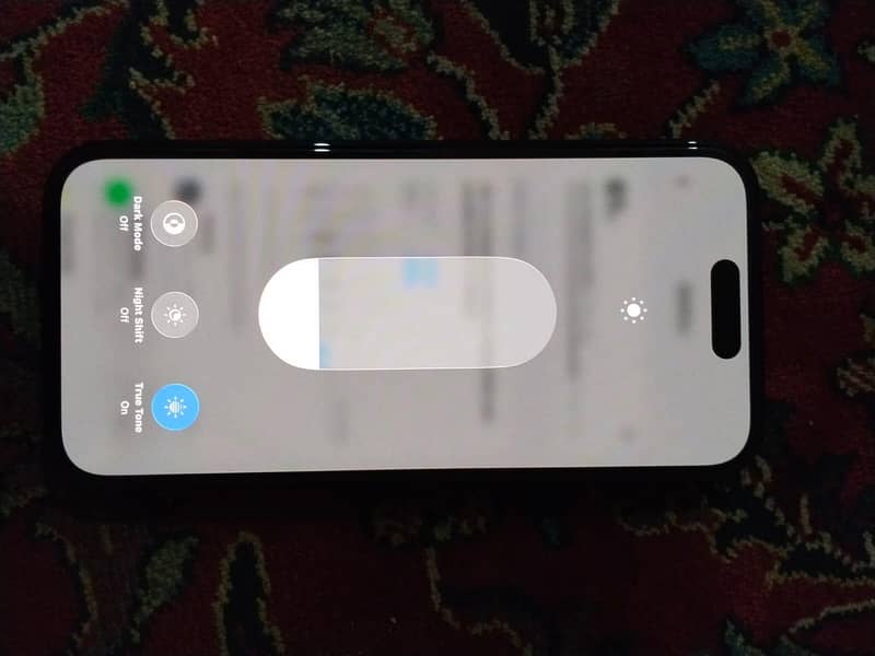 Apple iPhone 15 4