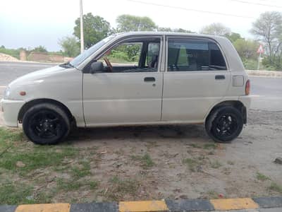 Daihatsu Cuore 2001