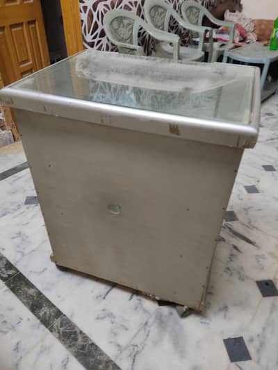 tv trolley trolley counter