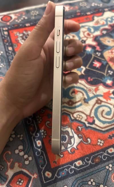 Apple iPhone 14 jv 89 helath