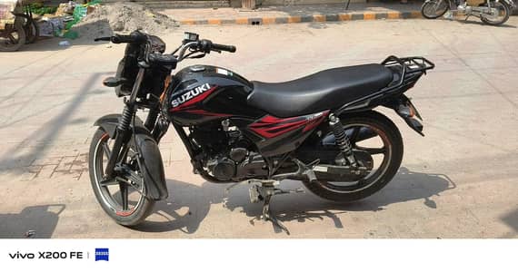 SUZUKI GR150