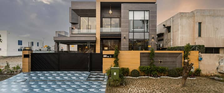 1 Kanal Top Quality Build Luxurious Beautiful Ultra Modern Design Villa With Basement For Sale In DHA Lahore Phase 7 Prime Location Near To Raya