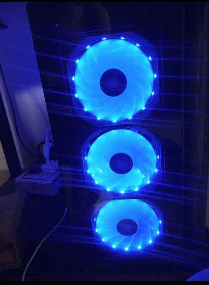 gaming pc with borderless led 6