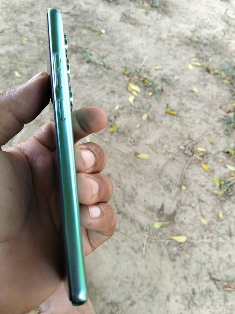 Tecno CAMON 40 2