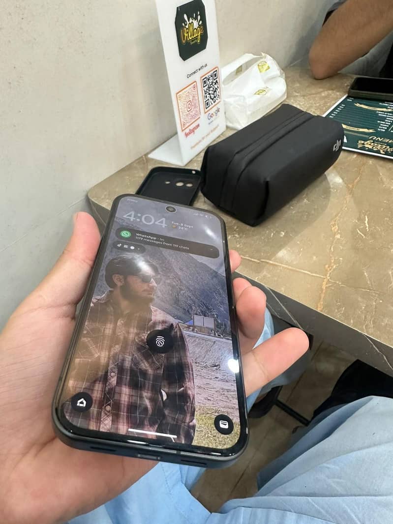 Google Pixel 10a 128 GB PTA Approved 6
