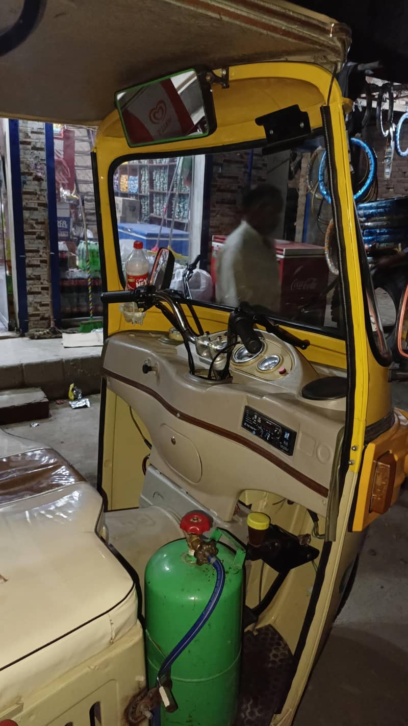 Auto Rickshaw 3