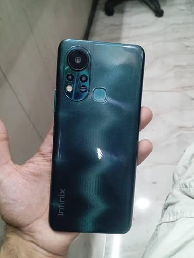 Infinix Hot 11s(4+2/128)januan pannal.