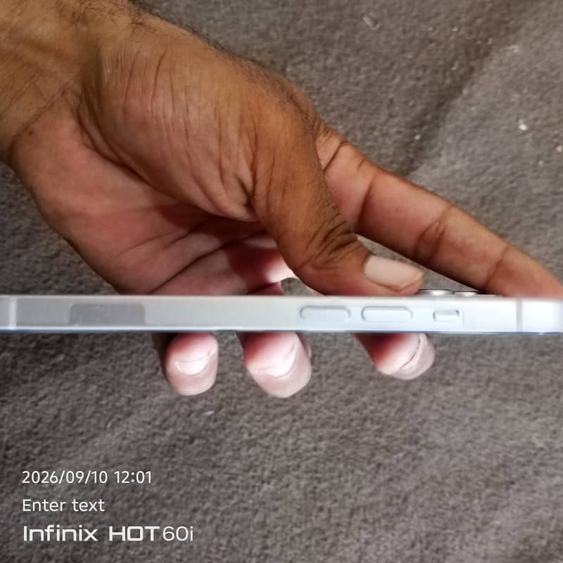Apple iPhone 14 2