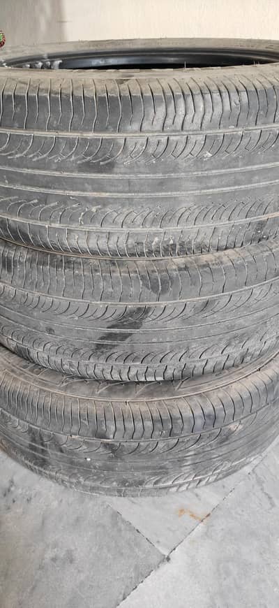 Toyota Yaris Tyres Bridge stone, only 3 Tyres