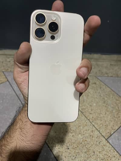Apple iPhone 16 Pro Max