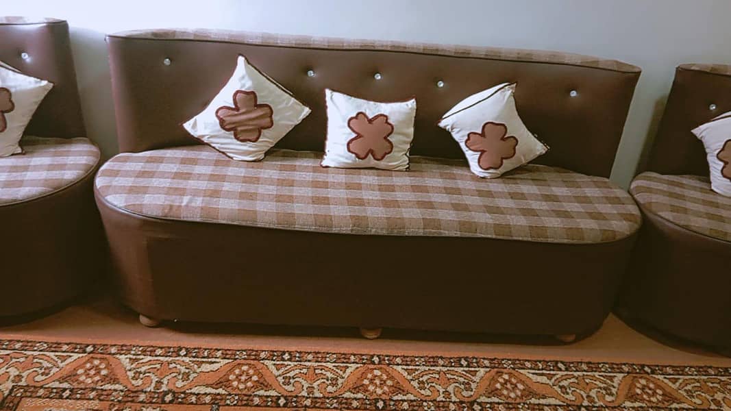 Sofa Set 5 Seater 1