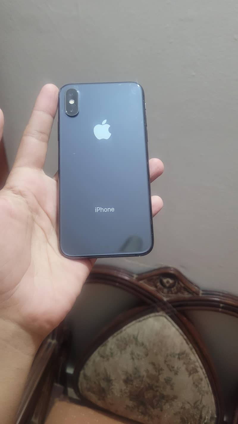 iPhone XS 0