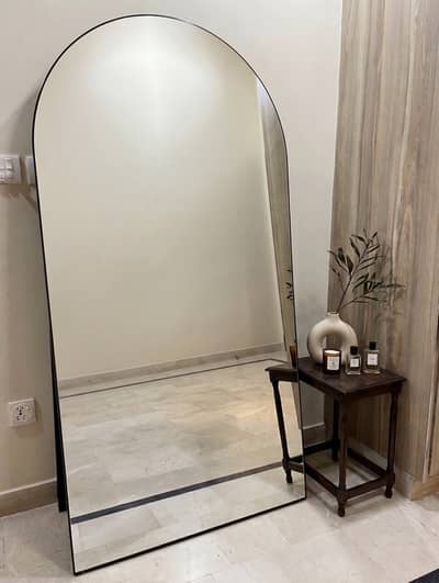Premium Full Length Arched Mirror – Black Frame – Lahore