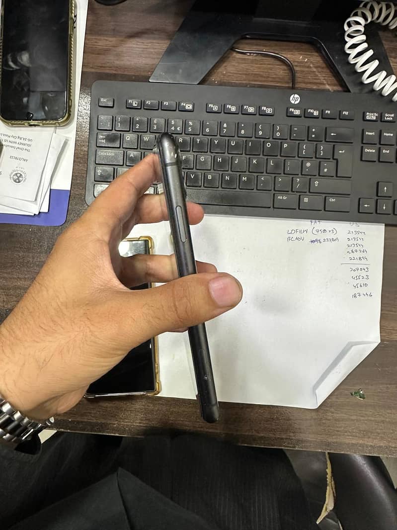 Apple iPhone 11 2
