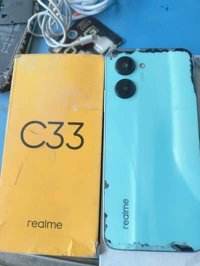 Realme C33