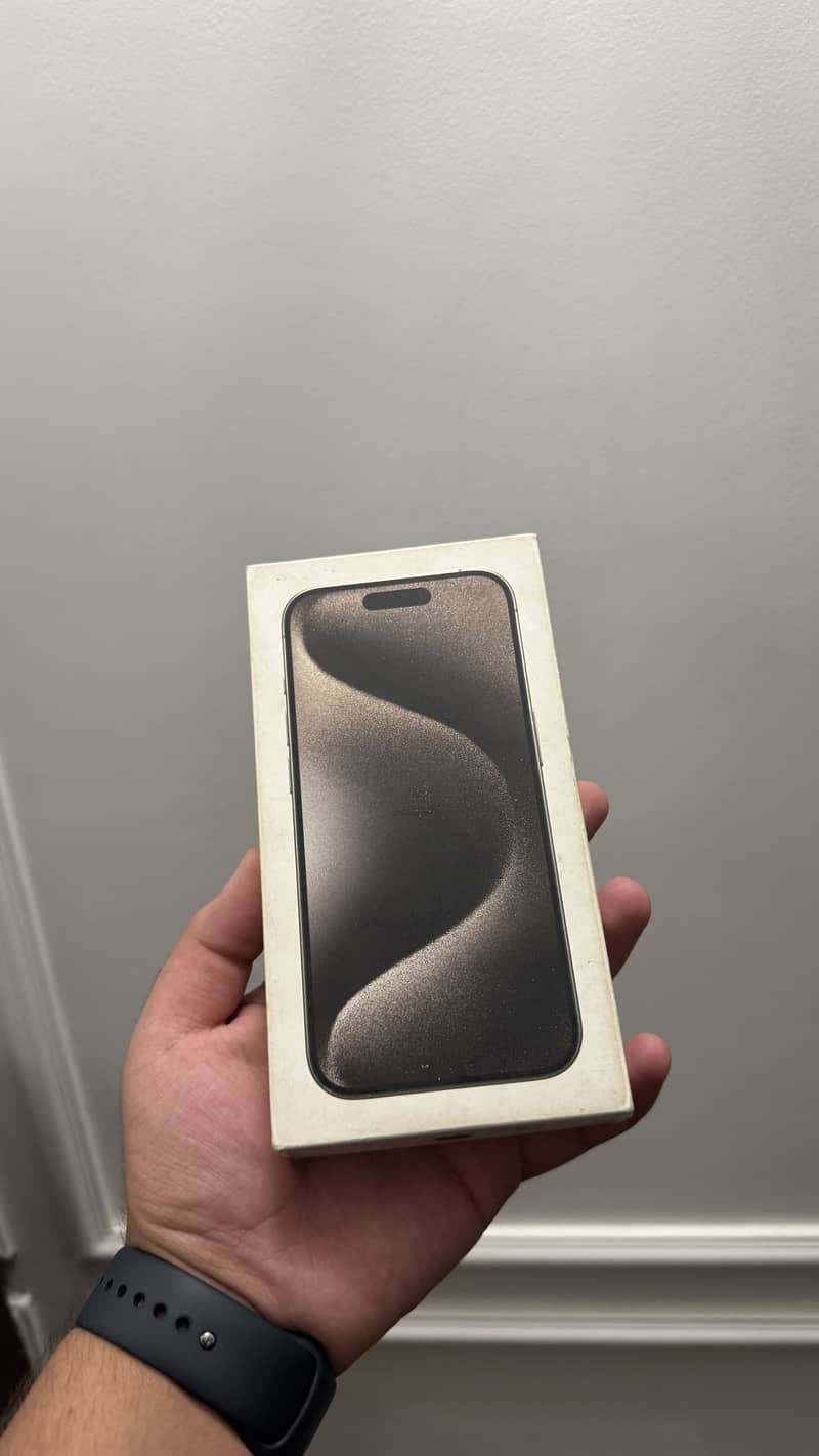 Apple iPhone 15 Pro 1