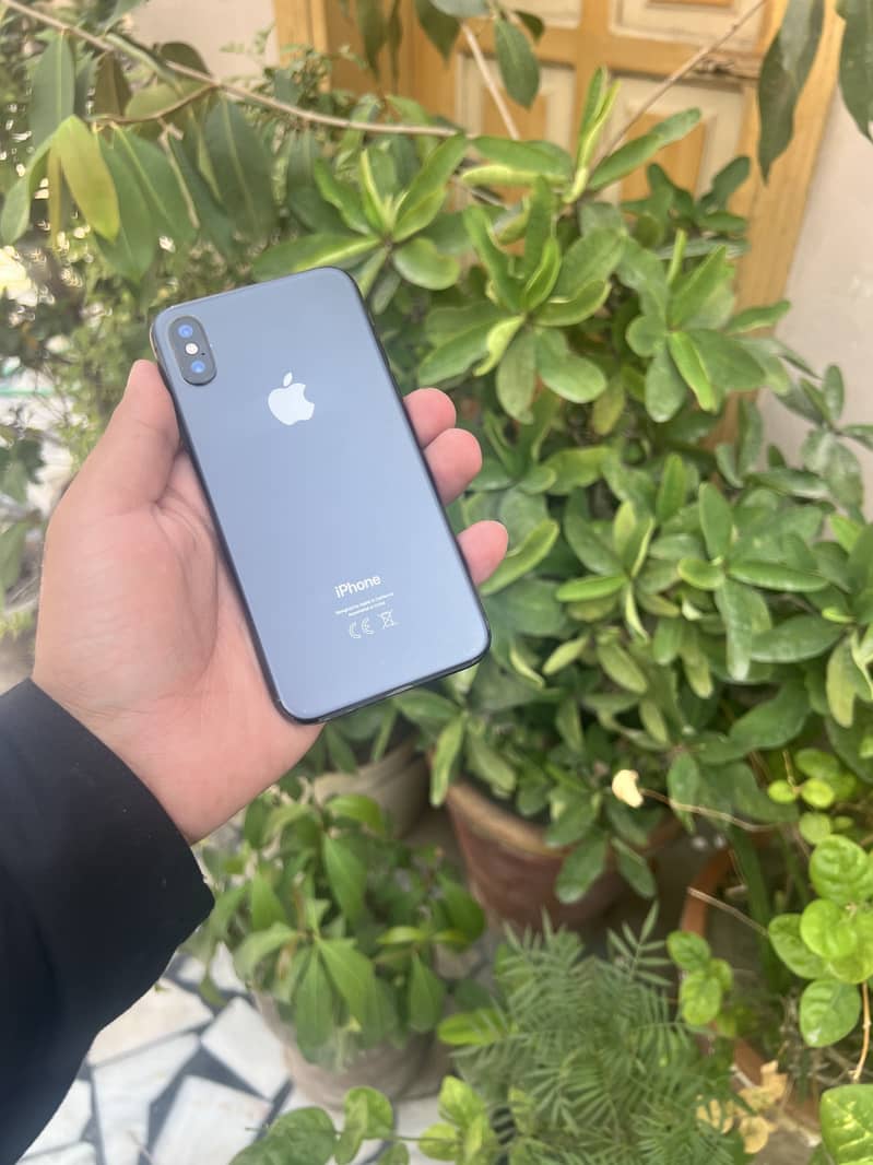 Apple iPhone X 2