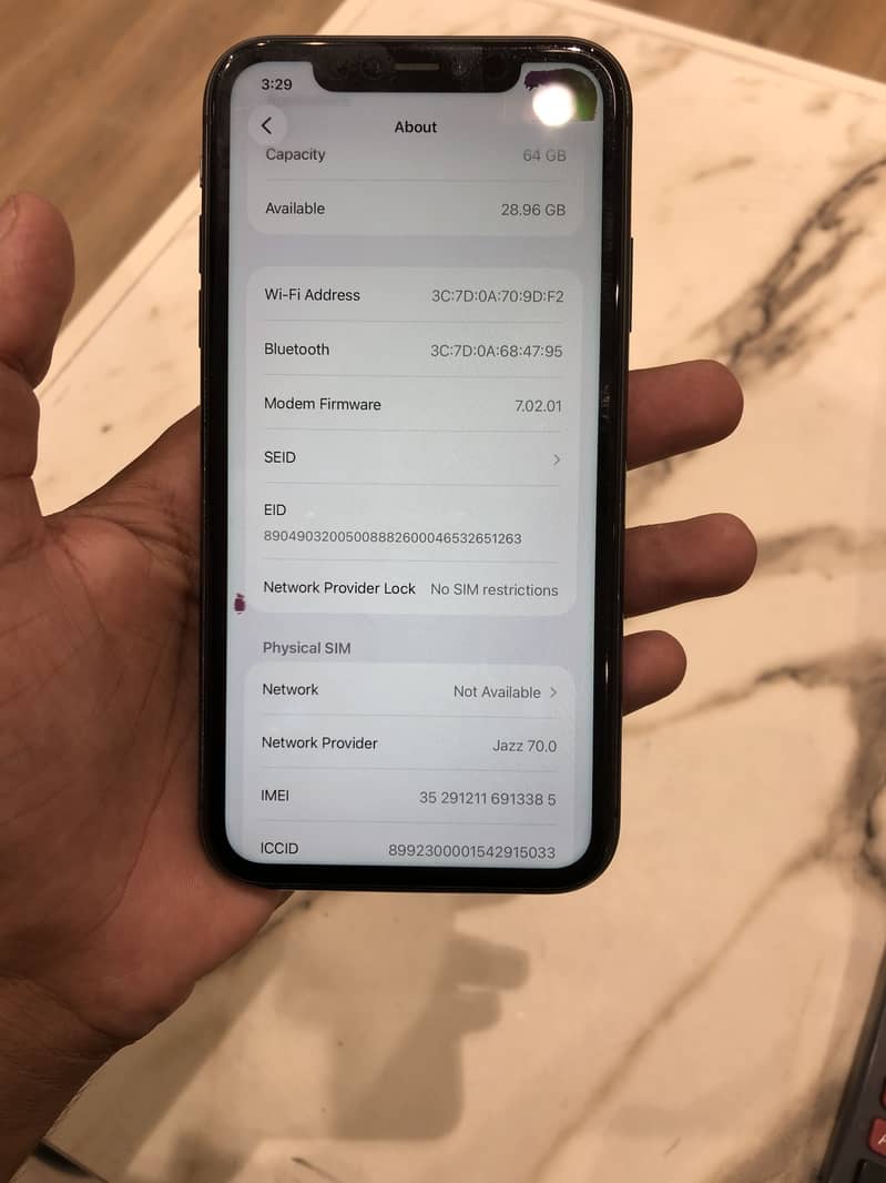 Apple iPhone 11 8