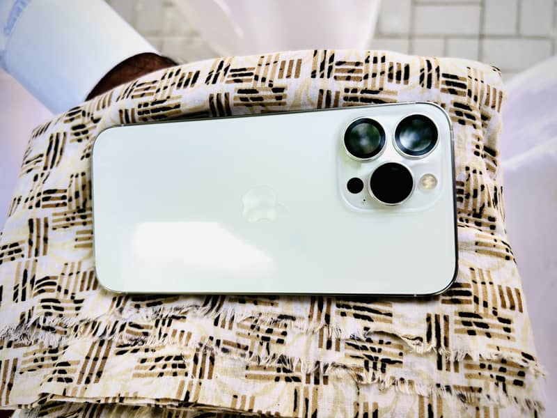 Apple iPhone 13 Pro 0