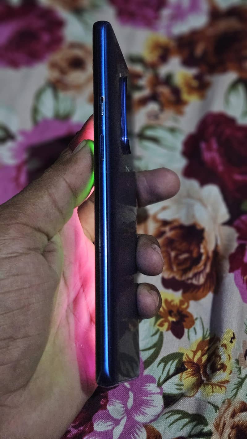 One Plus 8 Pro 4