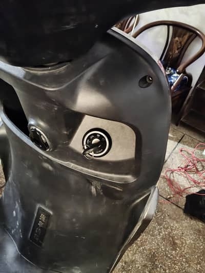 SCOOTER  NAME.  HUAGUAN speedo  used for 6 months