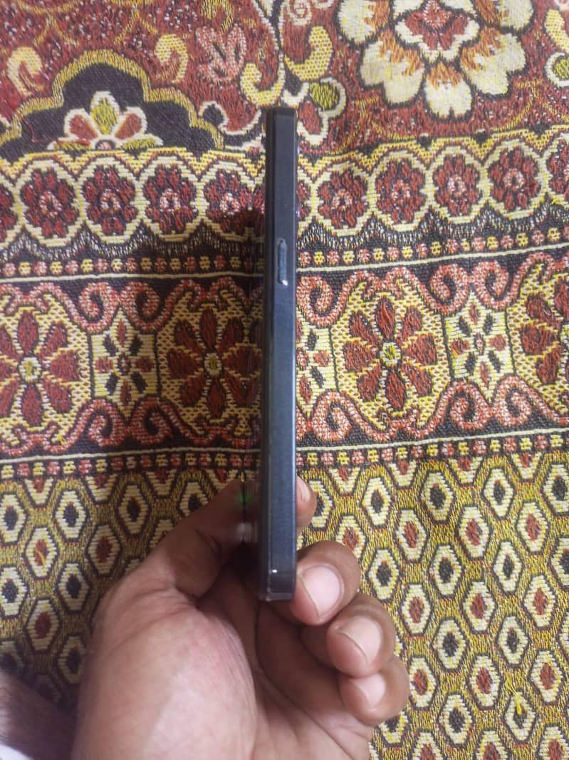 OPPO A78 1