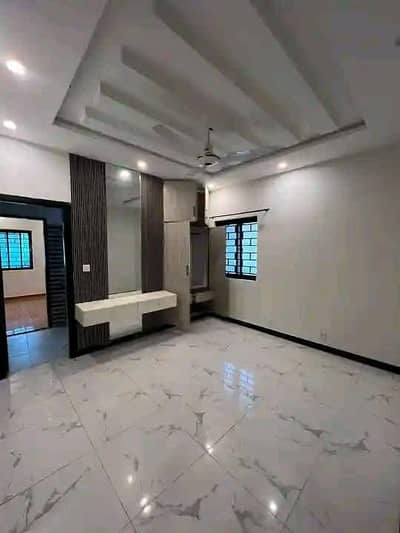 G-11/3 PHA C-Type Ground Floor Flat For Rent Fully Renovated