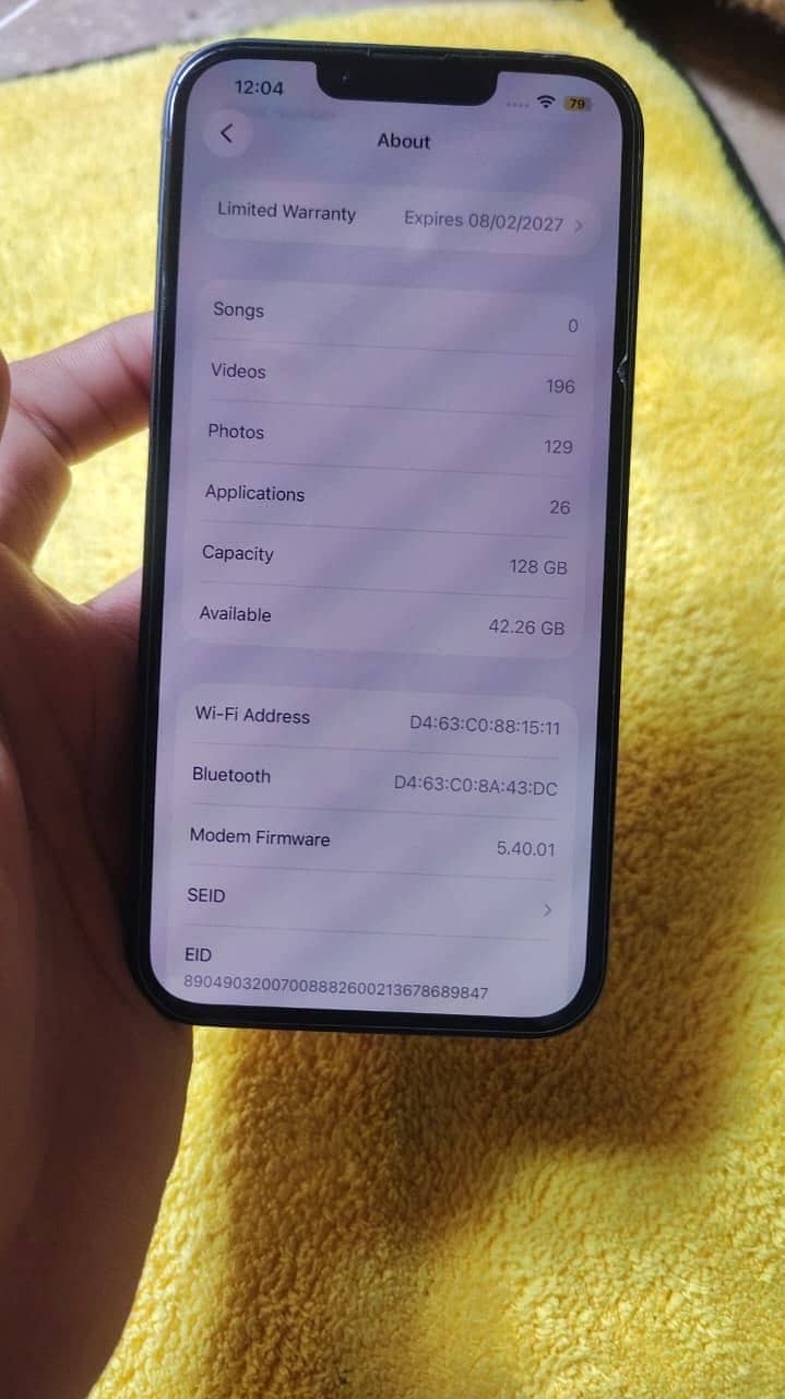 Apple iPhone 13 16