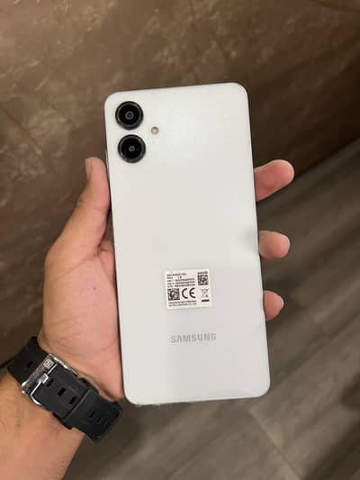 Samsung Mobile A06