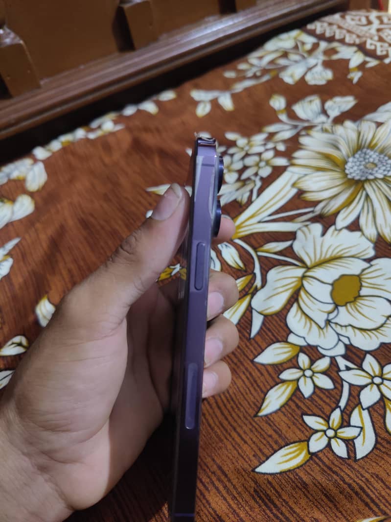 Apple iPhone 14 Pro Max 3