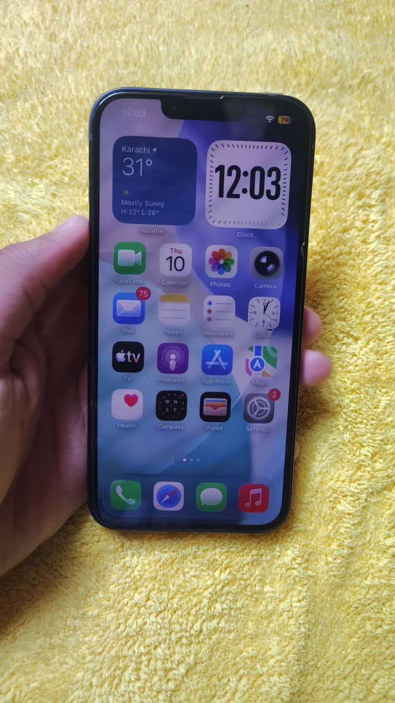 Apple iPhone 13 2
